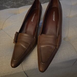 Brown Leather Women Shoes 9M Kitten Heel